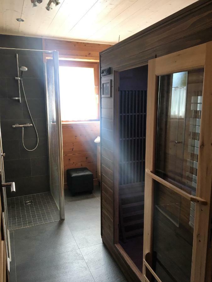 Chalet Clos Moccand Samoens Room photo